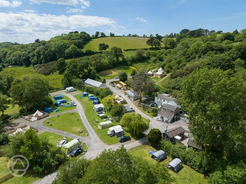 Willow Valley Bude Luaran gambar